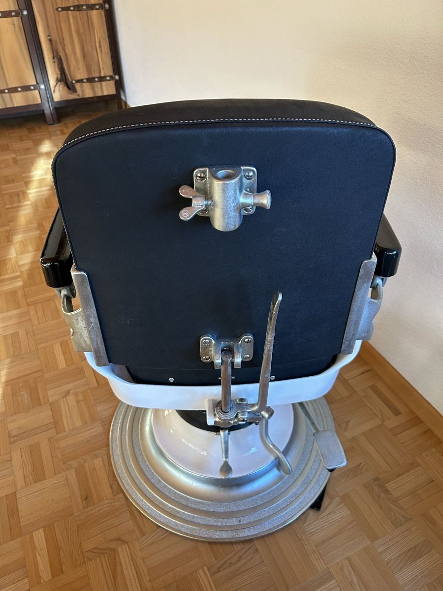 Lettini & sedie per cosmetici: Friseurstuhl  – Usato da Neukirch a.d. Thur venduto da Maxi876 2
