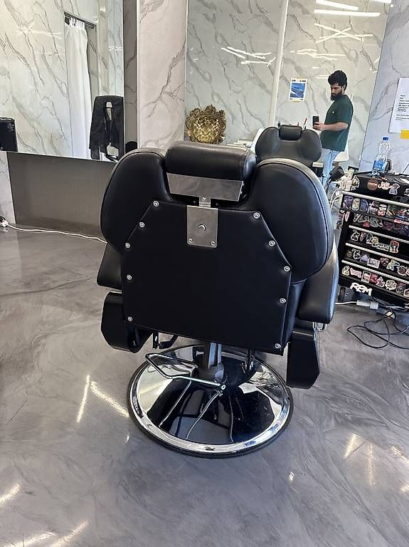 Chaises: 2 x barberstühle  – D'occasion à Horgen par Raman77 4