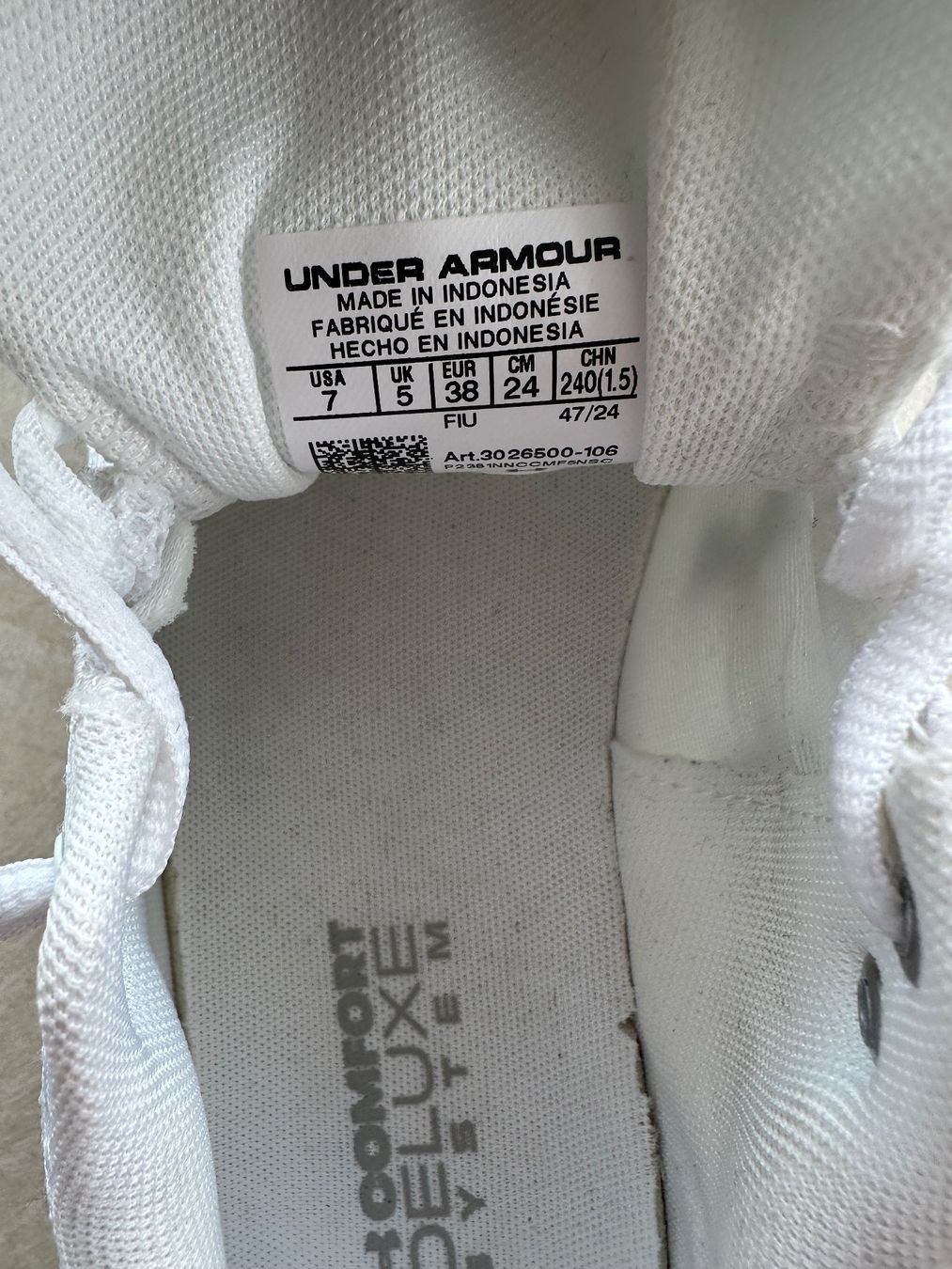 Under Armour Scarpe da donna: Under Armor Sneaker weiss Grösse 38 – Usato da Unterterzen venduto da mor_nv9n 4