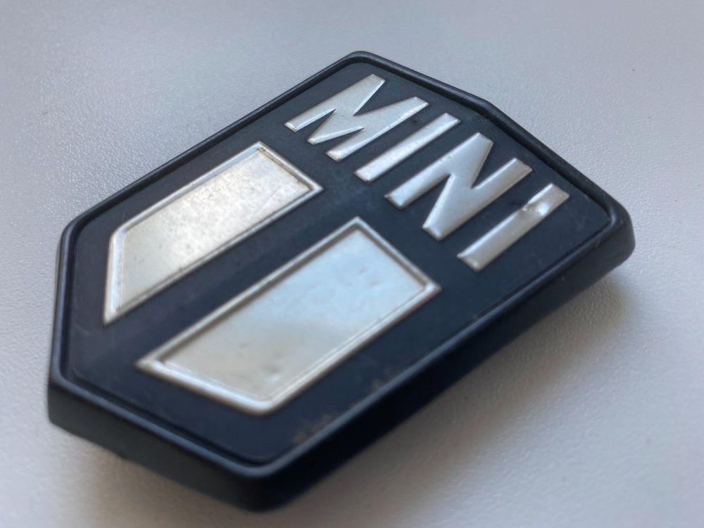 Mini MK3 Hauben Emblem Original