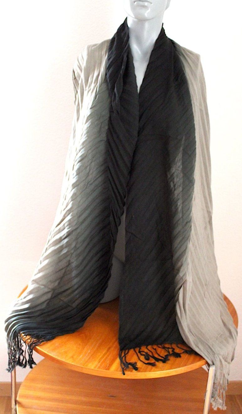 Foulards, Tücher & Schals: Foulard -Tuch 212 cm x 49 cm – Gebraucht aus Locarno von madame-tus-sauds 1