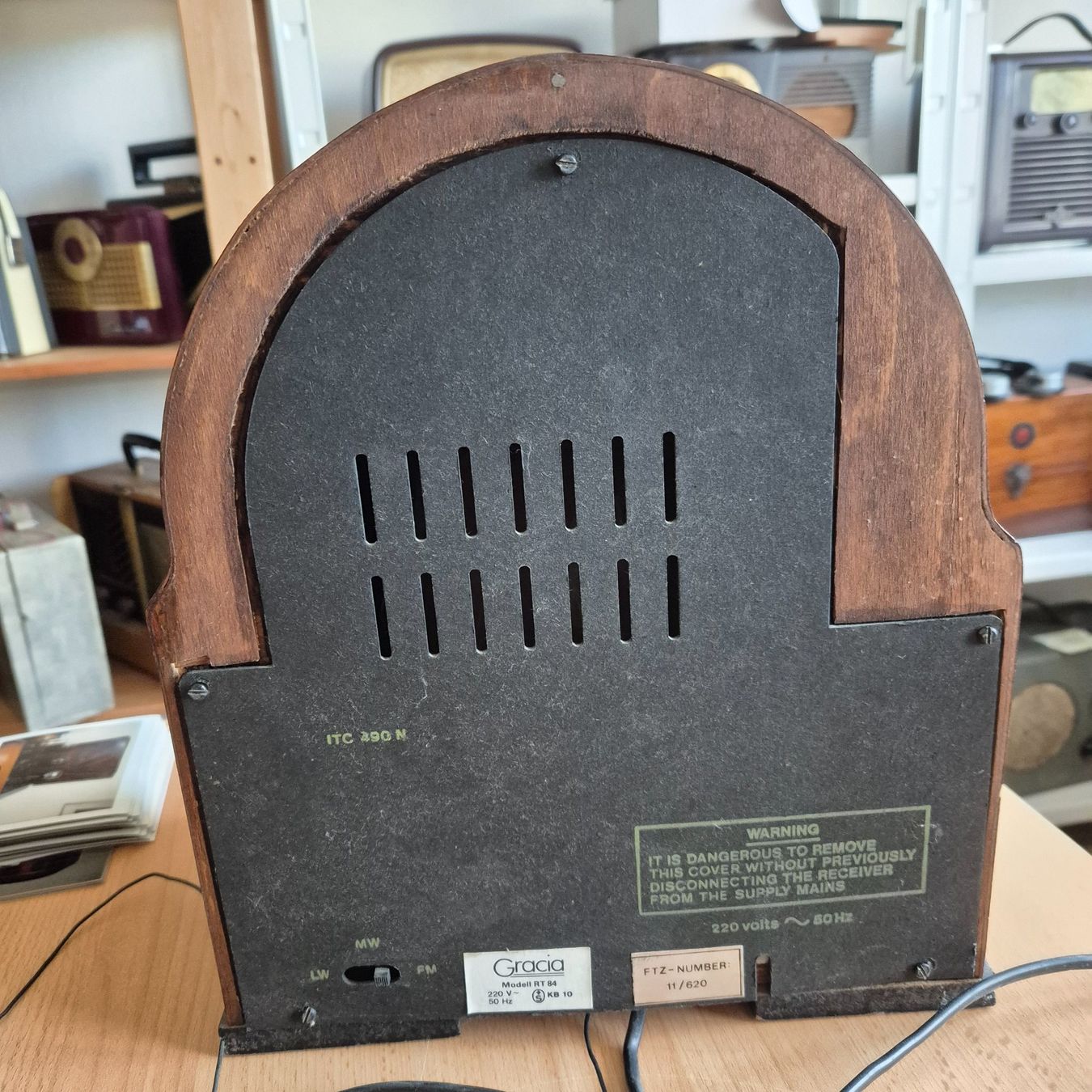 Radio: Radio Gracia Modell RT 84 – Usato da Koblenz venduto da WSBS_4067 1