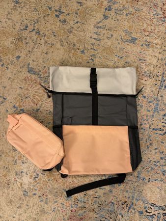 Roll-Top Rucksack mit Etui mehrfarbig neuwertig