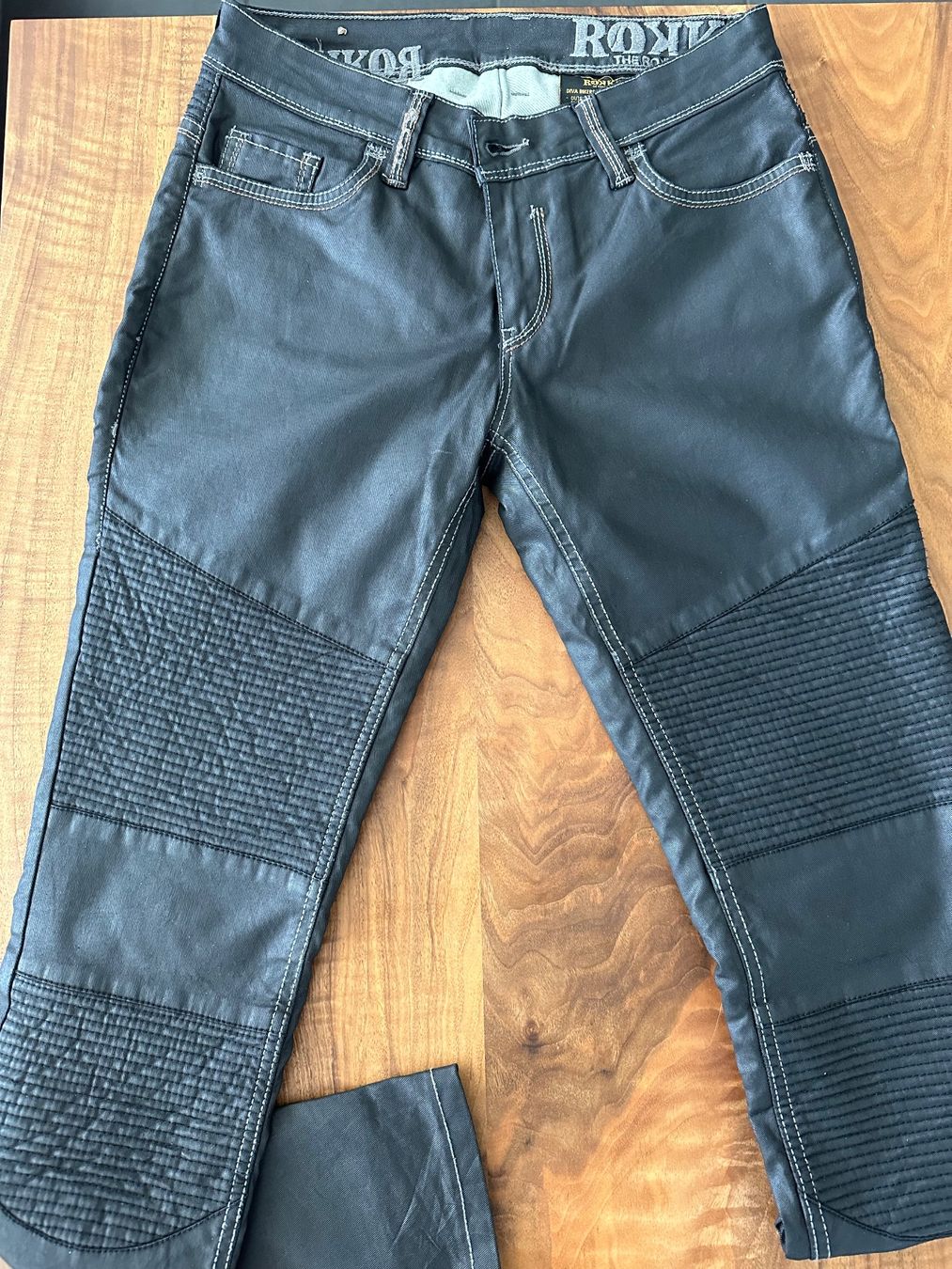 Rokker Pantaloni: THE ROKKER DIVA LADY/ BIKERSTYLE – Usato da Unterägeri venduto da Noviski