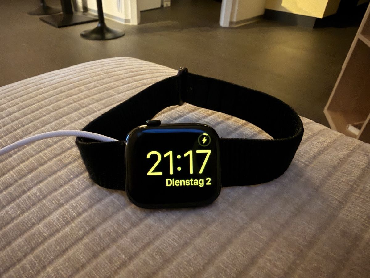 Apple Smartwatch: Apple Watch Series 10 – Nuovo (secondo la descrizione) da Zollbrück venduto da Yennu