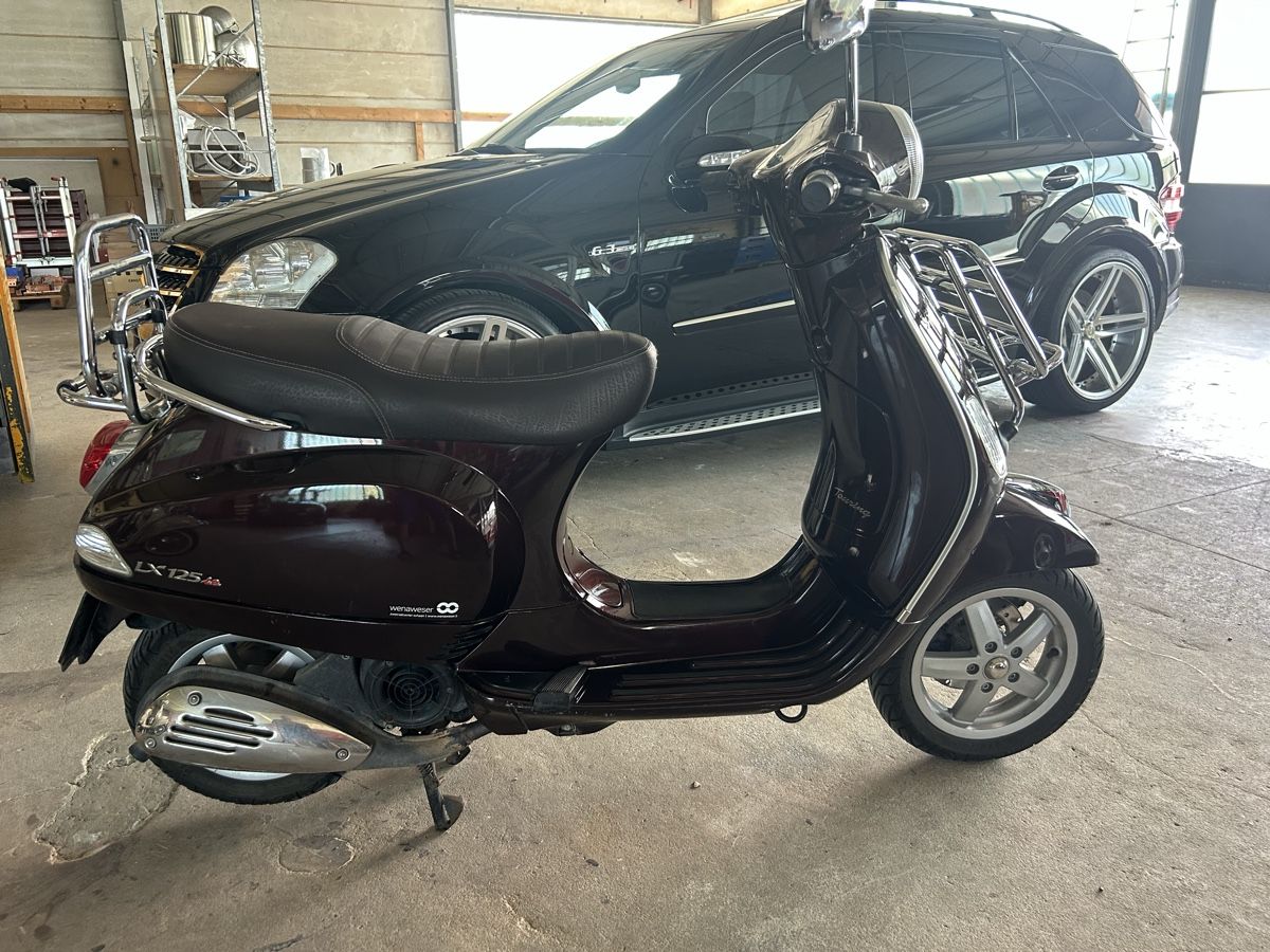 Piaggio Sonstige: Piaccio  Vespa  Motorrad Roller – Gebraucht aus Oberriet SG von Justizia1957