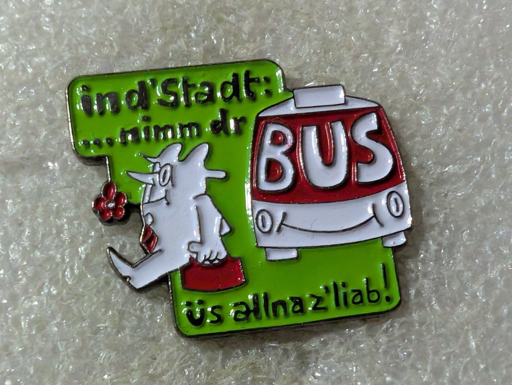 Placchette & Badge: Ansteckpin 110: Bus – Usato da Oppligen venduto da Pin-Fall-Shop