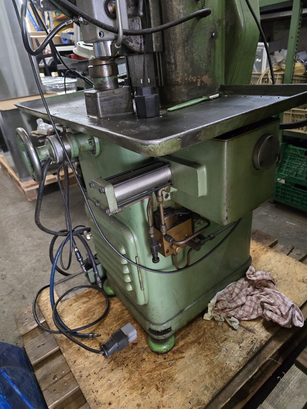 Tutte le macchine: Industrielle Fräsmaschine #248 – Usato da Wuppenau venduto da Gastro-Wuppenau 4
