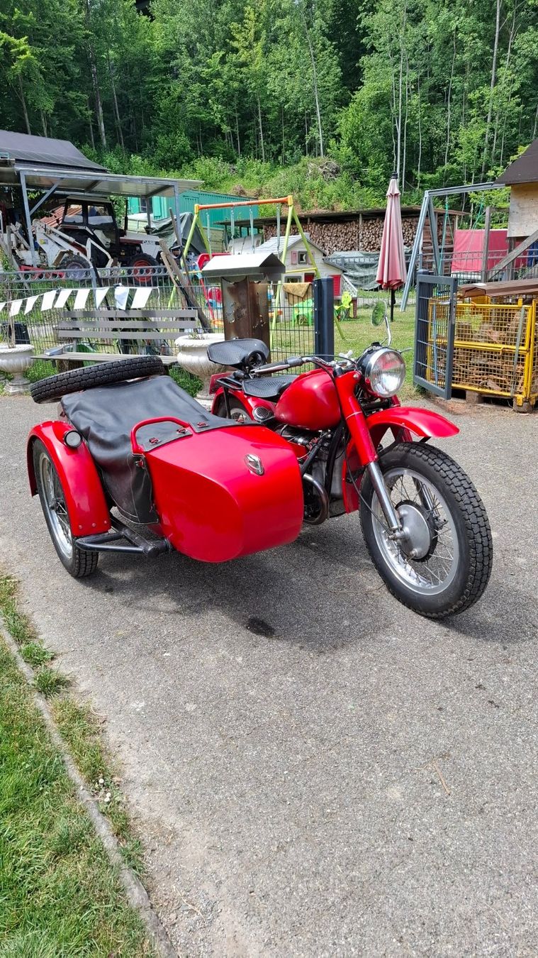 Sidecar: Seitenwagen Motorrad Ural Oldtimer – Usato da St.Gallen venduto da frontera5 1