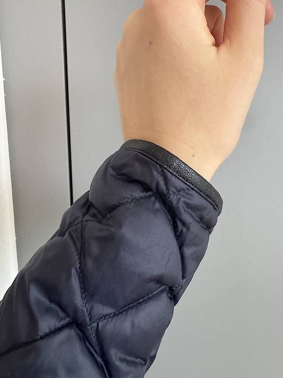 Uniqlo Giacche: Daunenjacke von  UNIQLO – Usato da Fehraltorf venduto da mar_sy7l 3