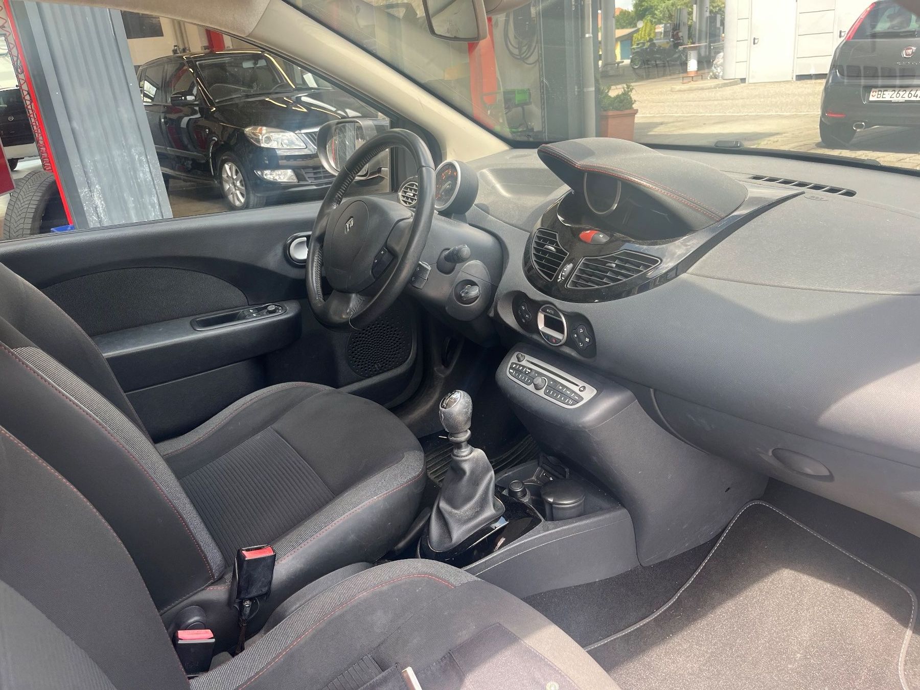 Renault Automobili: Renault Twingo 1.2 75 B5 – Usato da Belp venduto da autocapital 4