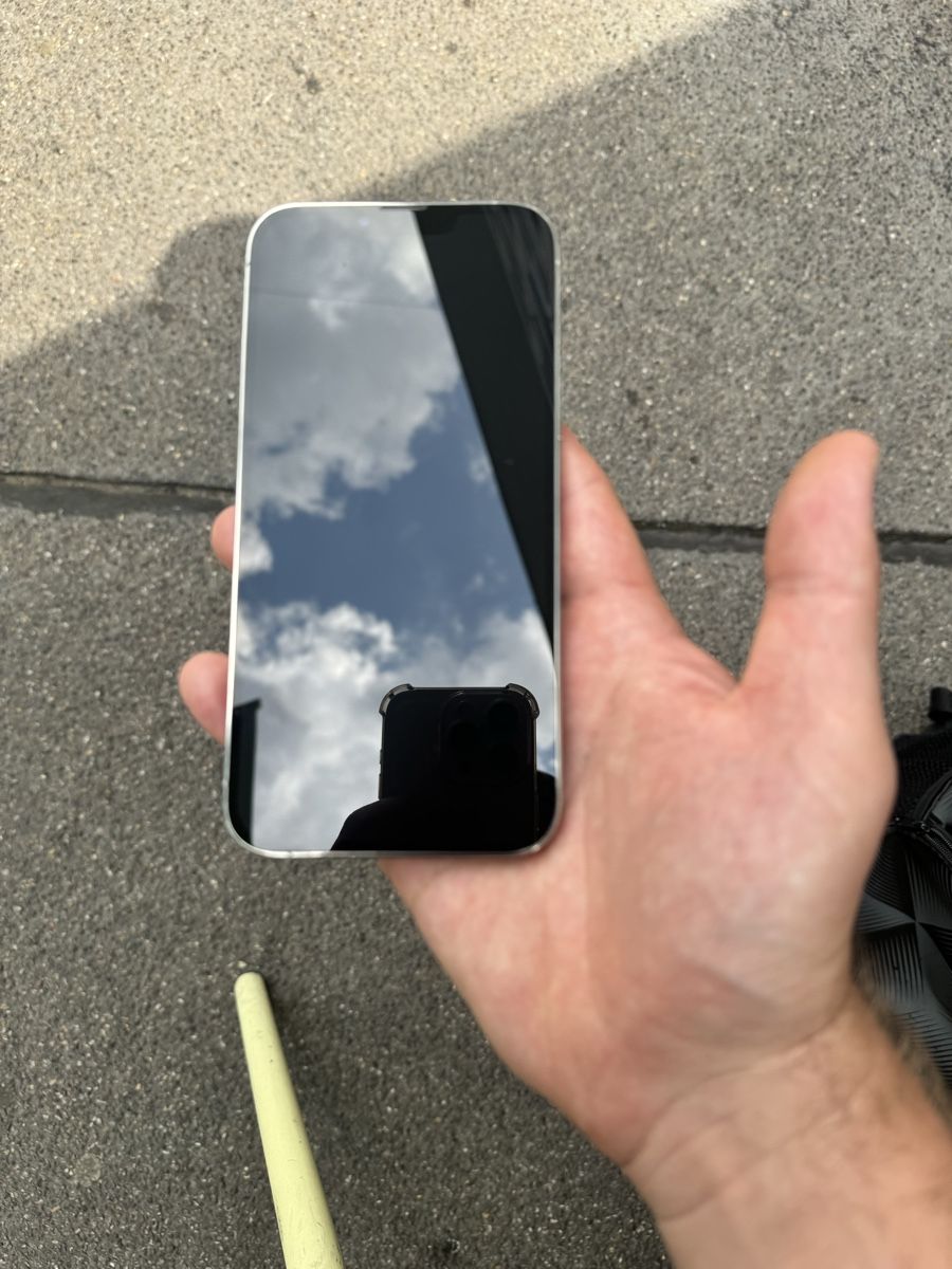 iPhone 13 Pro Max - 512GB!! - 86% - White - Excellent state