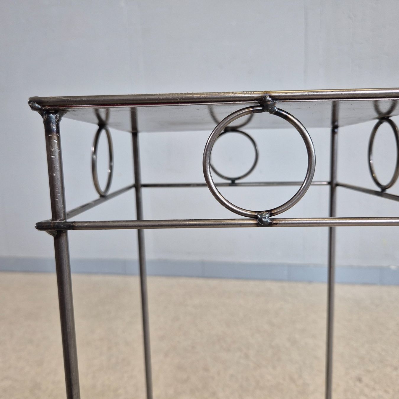 Altro per la casa: Blumenständer Blumentisch Metall Flower Stand – Usato da Nottwil venduto da Wondewa-Shop 4