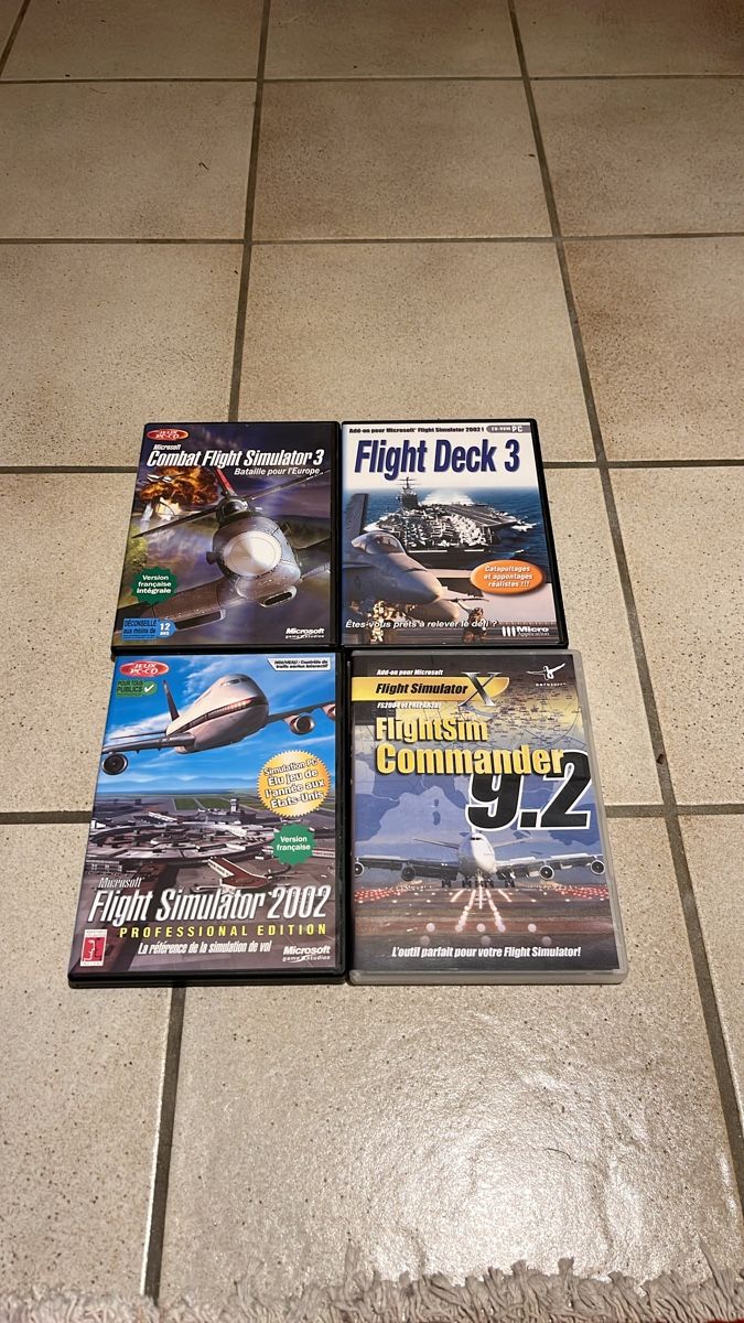 Giochi: Lot de 4 jeux PC Flight Simulator - Immersion totale! – Usato da Troistorrents venduto da Ricardolino1993