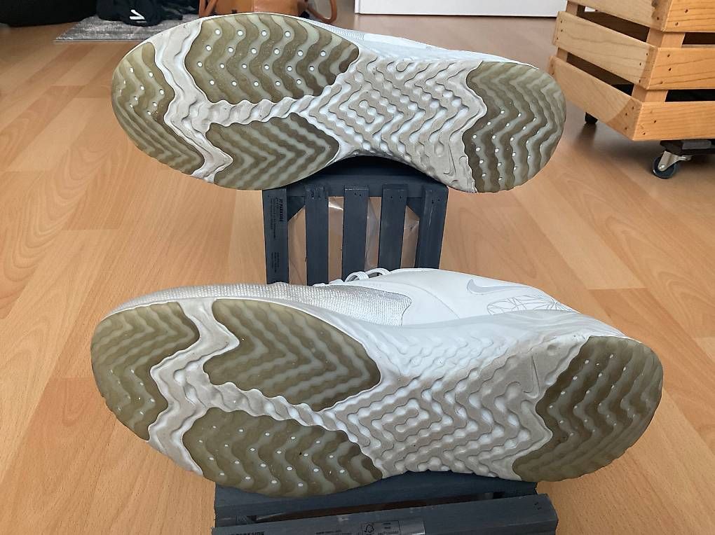 Nike Herrenschuhe: Nike Odyssey React – Gebraucht aus huttwil von care.b 3