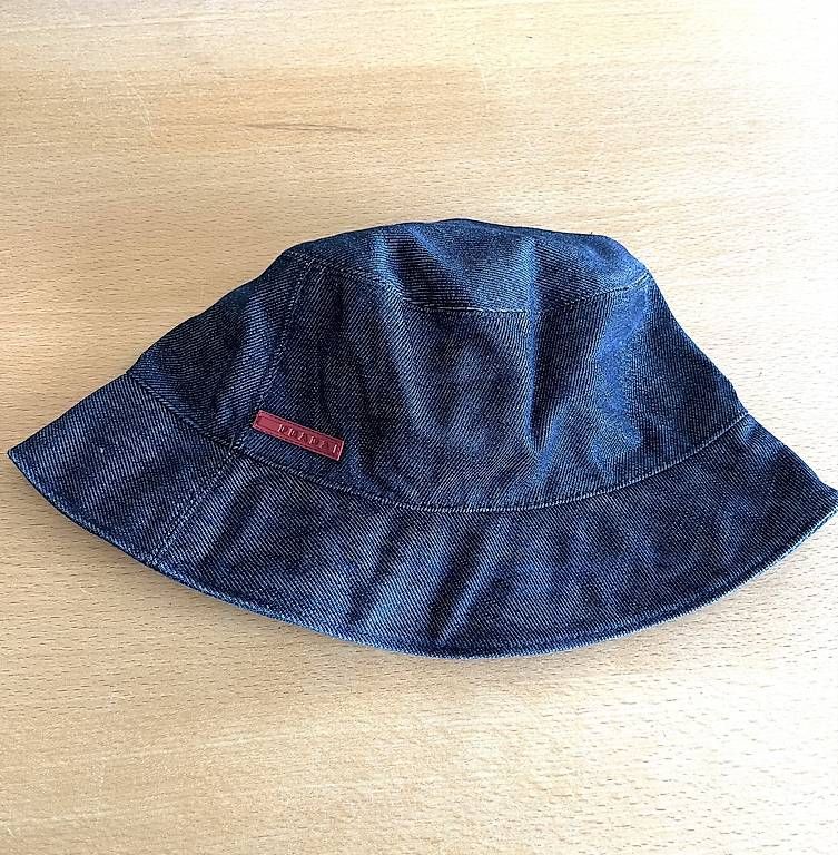 Prada Chapeaux, bonnets & casquettes: Prada Denim Bucket Hat – D'occasion à Richterswil par noa_q7yd 1