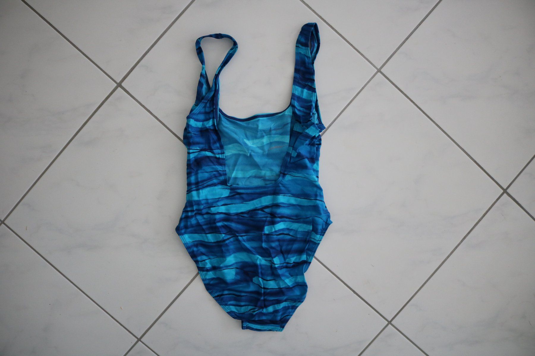 Badekleider & Bikinis: Badeanzug Damen Bikini Einteilig Swimsuit Strand – Neu (gemäss Beschreibung) aus Rickenbach b. Wil von Byby7 1