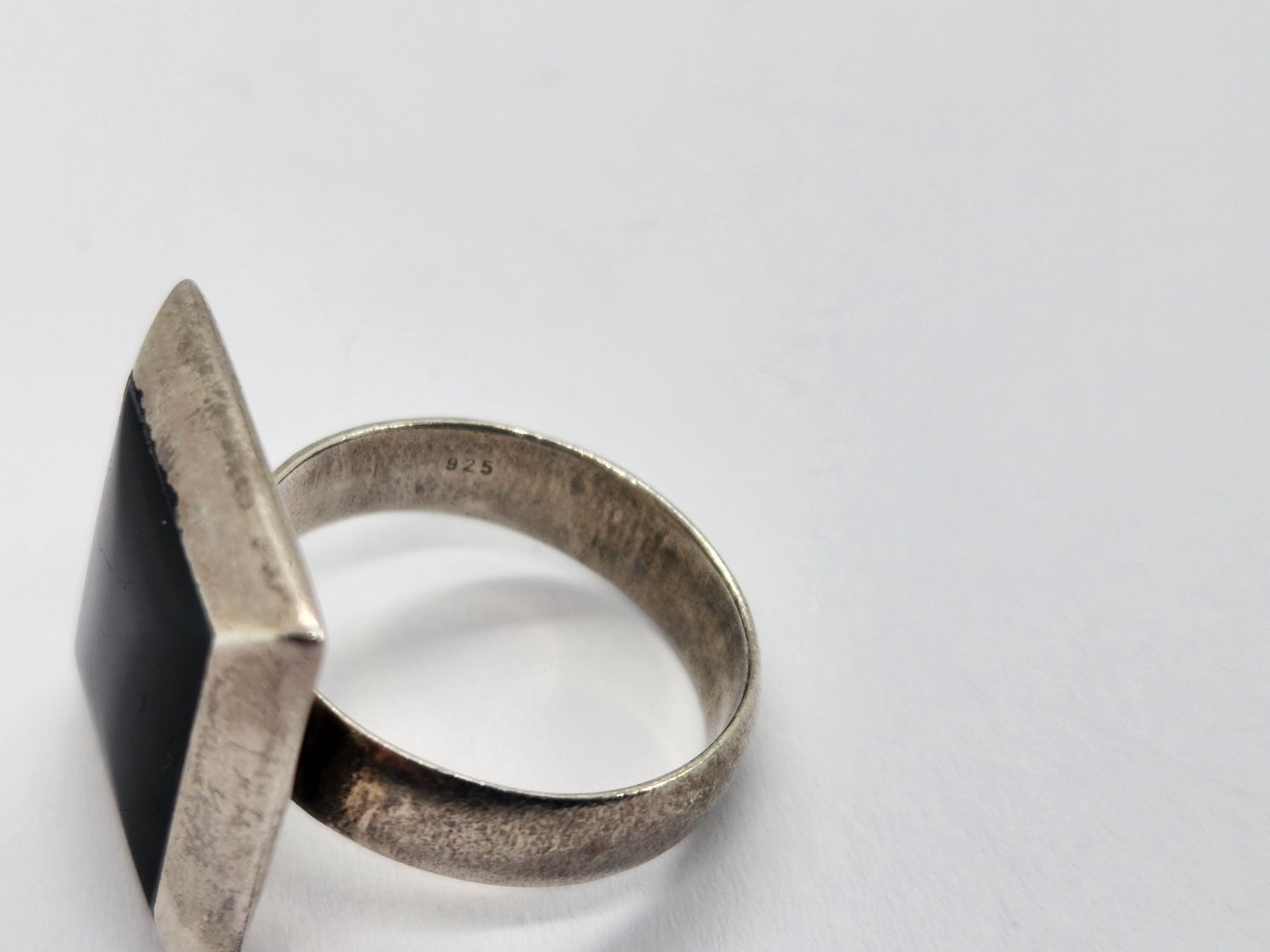 Anelli: Moderner Silberring mit schwarzem Onyx immitat, Grösse 54 – Usato da St. Gallen venduto da GIULESGG 2