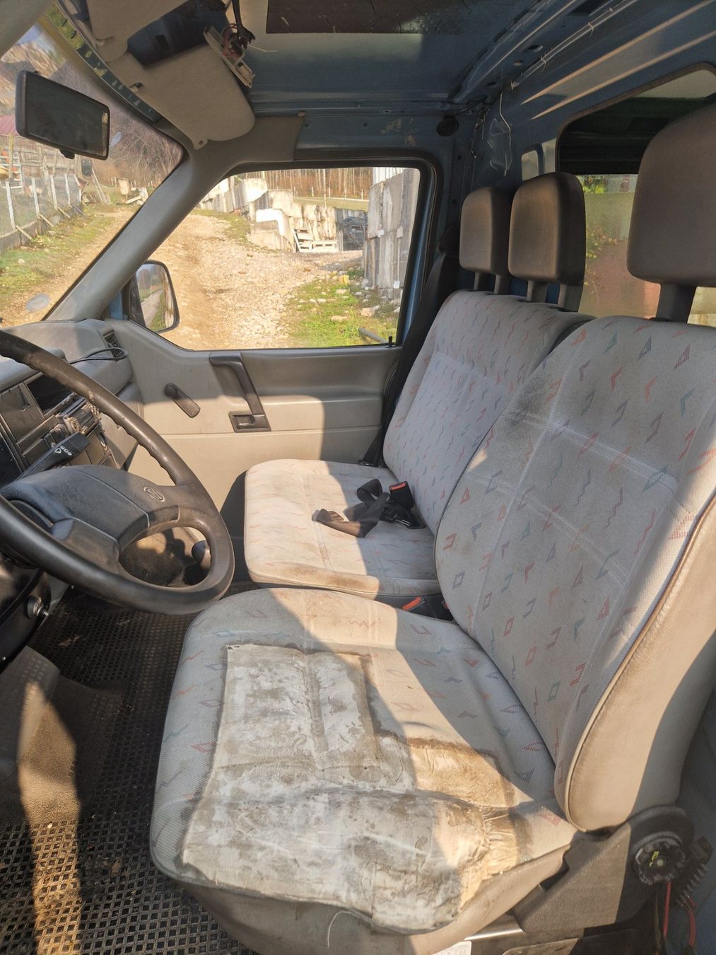 VW Veicoli commerciali: VW T4 2.4D – Usato da Boudry venduto da arn_cs9y 4