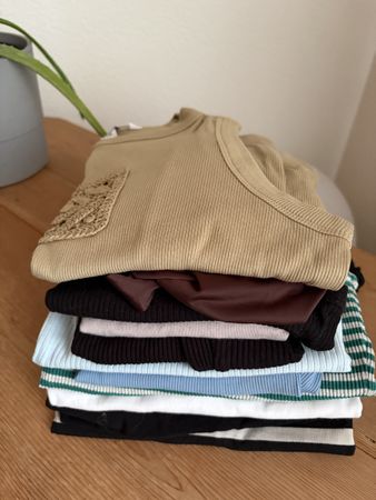 Kleiderpaket Tops