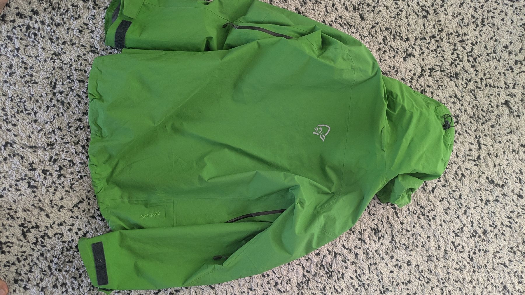 Giacche: Norrona Trollveggen Gore Tex light Pro – Usato da Zürich venduto da Sloba29 1