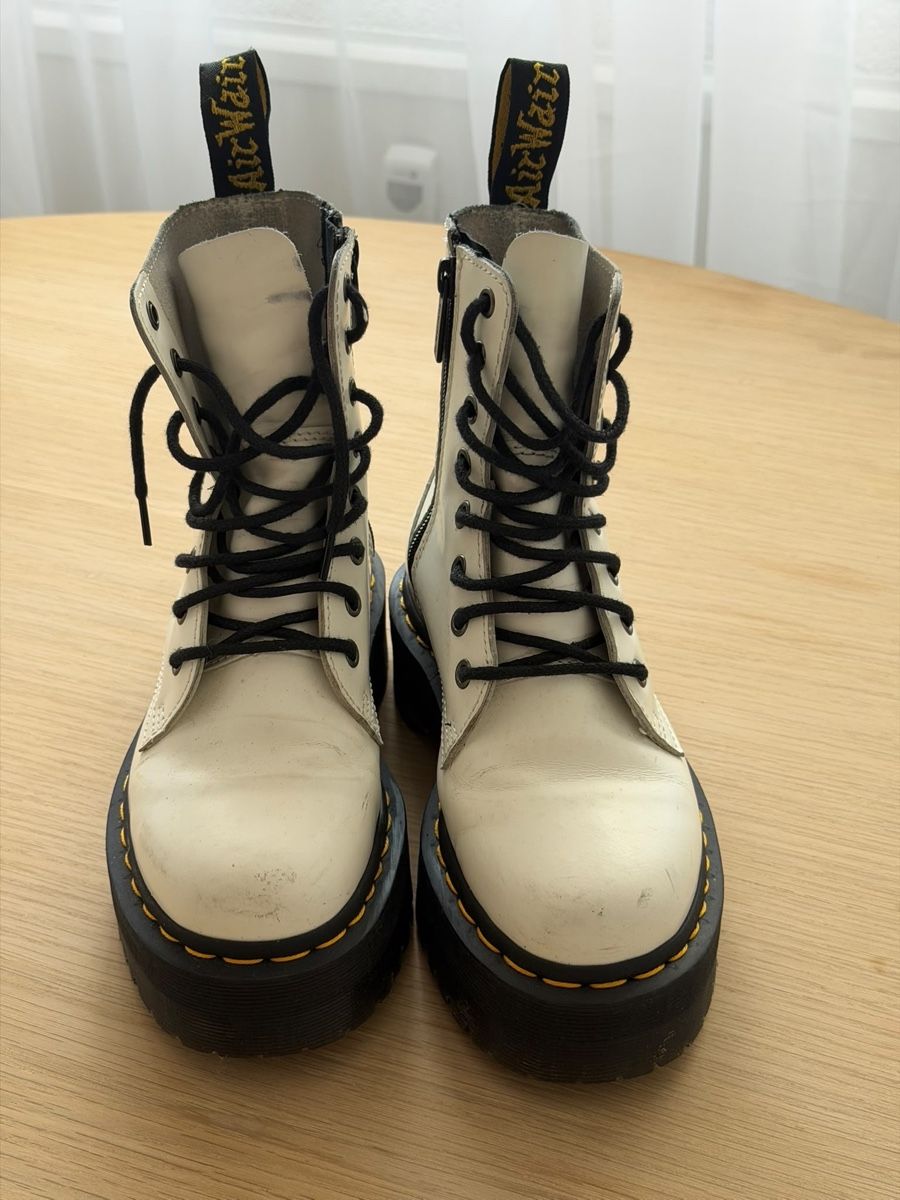 Dr. Martens Damenschuhe: Dr. Martens bottes  taille 36 n – Gebraucht aus Brügg BE von haj_9zhk 2
