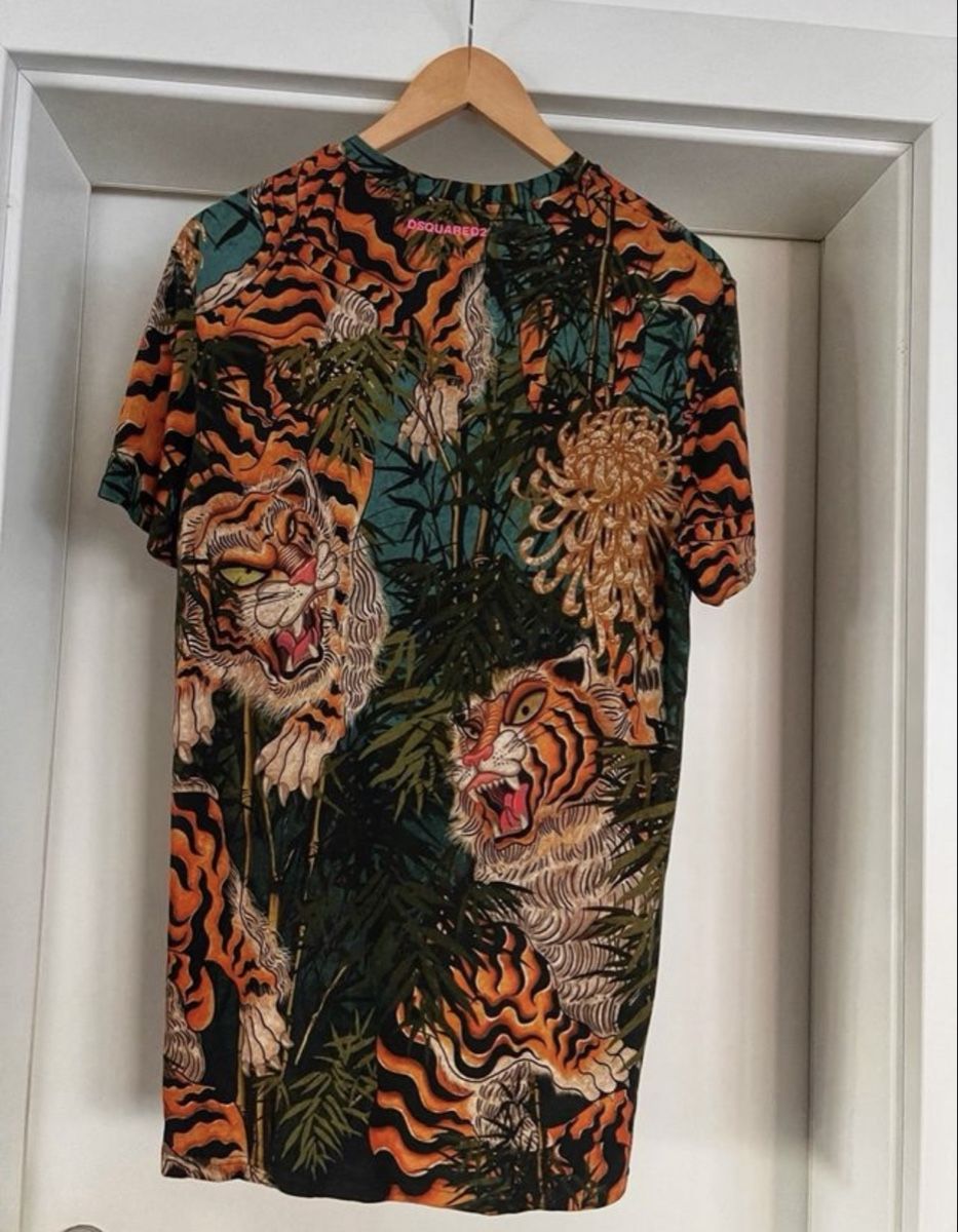 Dsquared2 T-shirts: Dsquared2 t-shirt uomo M – D'occasion à Mendrisio par fly_9wzx 5