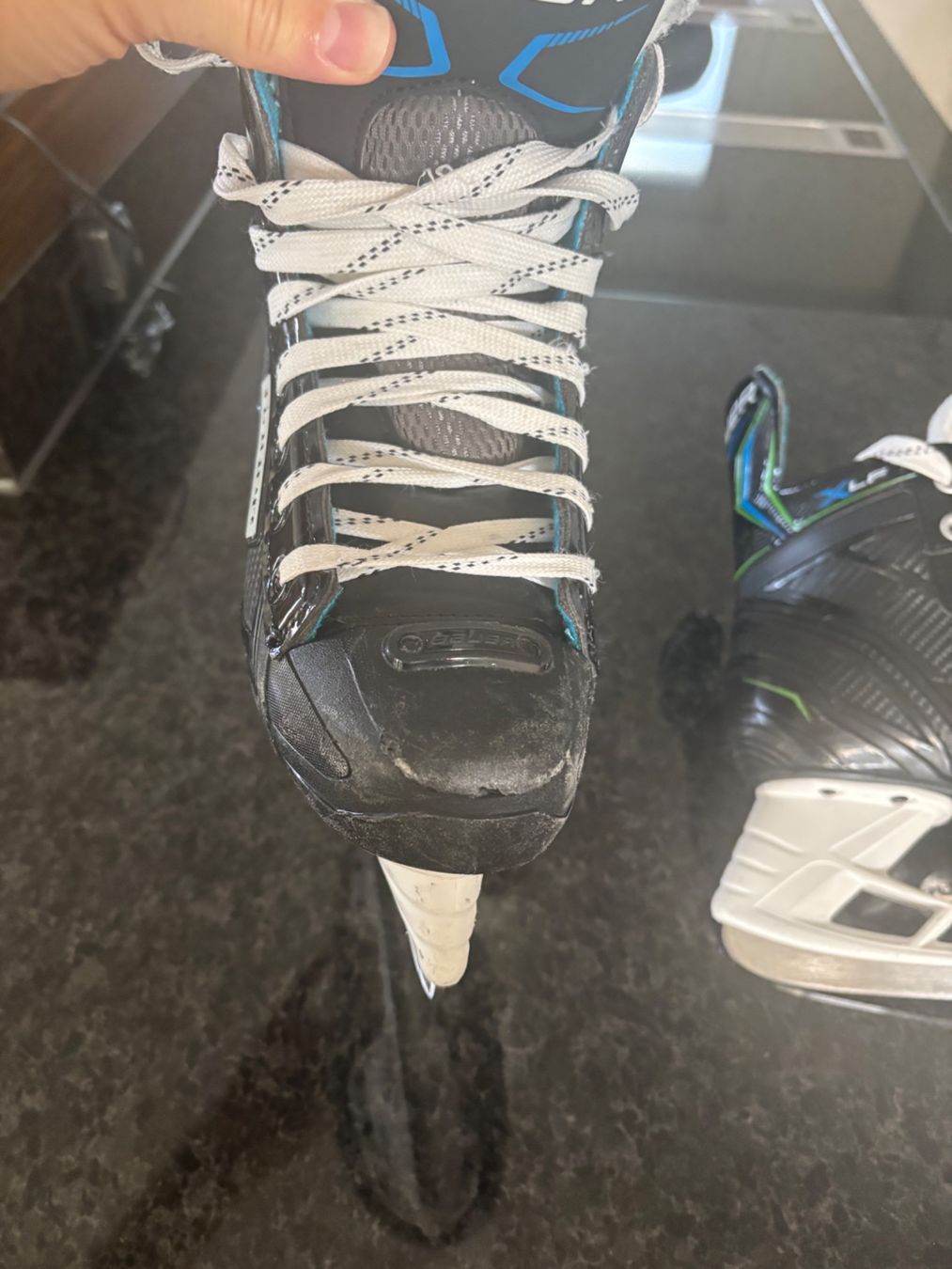 Bauer Pattini da ghiaccio: BAUER Eishockey Schlittschuhe Grösse 2 / 35 – Usato da Zollikon venduto da d_grabher 1
