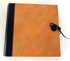 PINETTI Design-Fotoalbum  Holz/Leder 100 Seiten - 33 x 33 cm