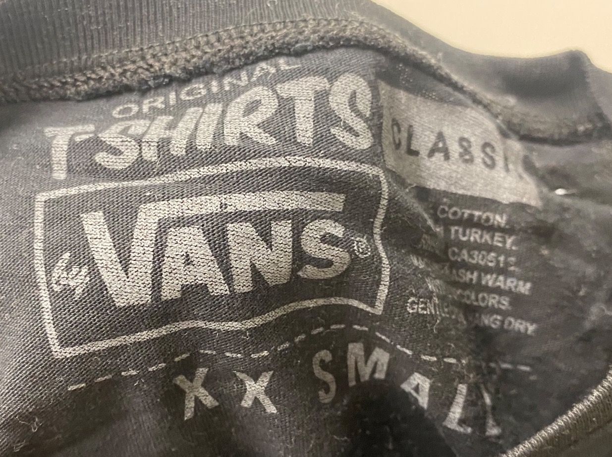 Vans T-shirt: Vans T-shirt Grösse XXS – Nuovo (secondo la descrizione) da Küsnacht ZH venduto da ya___ra 1