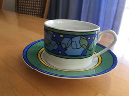3  Kaffeetassen  und 3  Teetassen