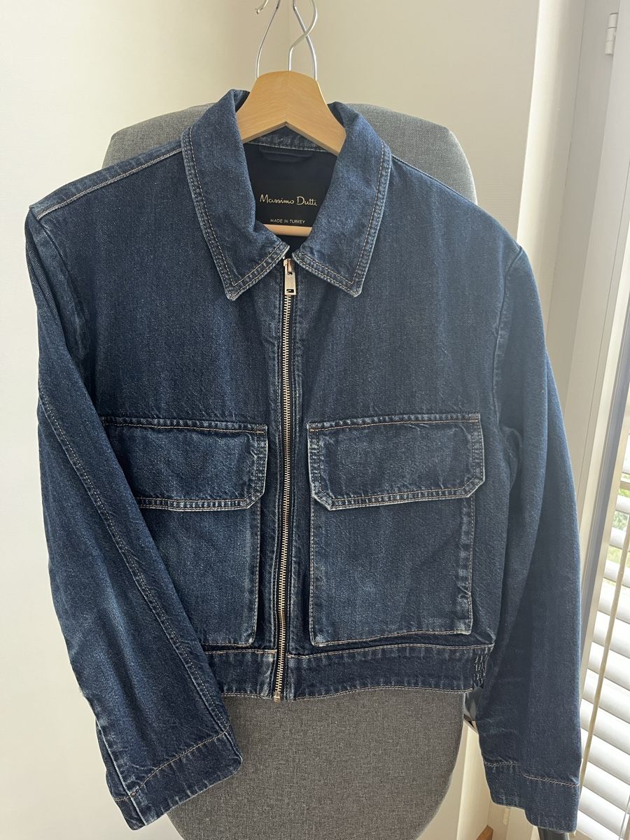 Massimo Dutti Vestes: Massimo Dutti Jeans Jacket Size M  – D'occasion à Wallisellen par emi_vm2k