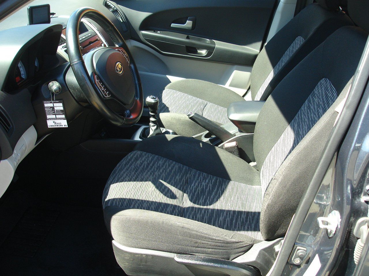 Kia Automobili: KIA ceed SW 2.0 – Usato da Amriswil venduto da lindenmannkia 3