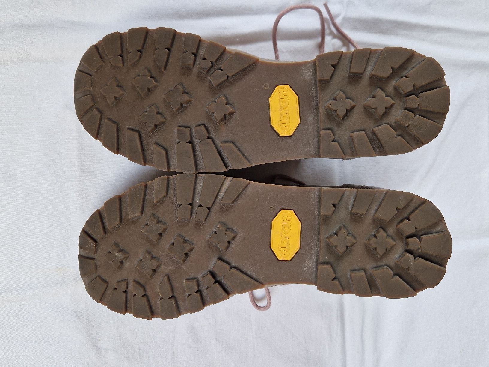 Dolomite Scarpe da donna: Dolomite Karakorum, leichter Wanderschuh, Gr. 40 2/3 – Usato da Hilterfingen venduto da Housi32 4
