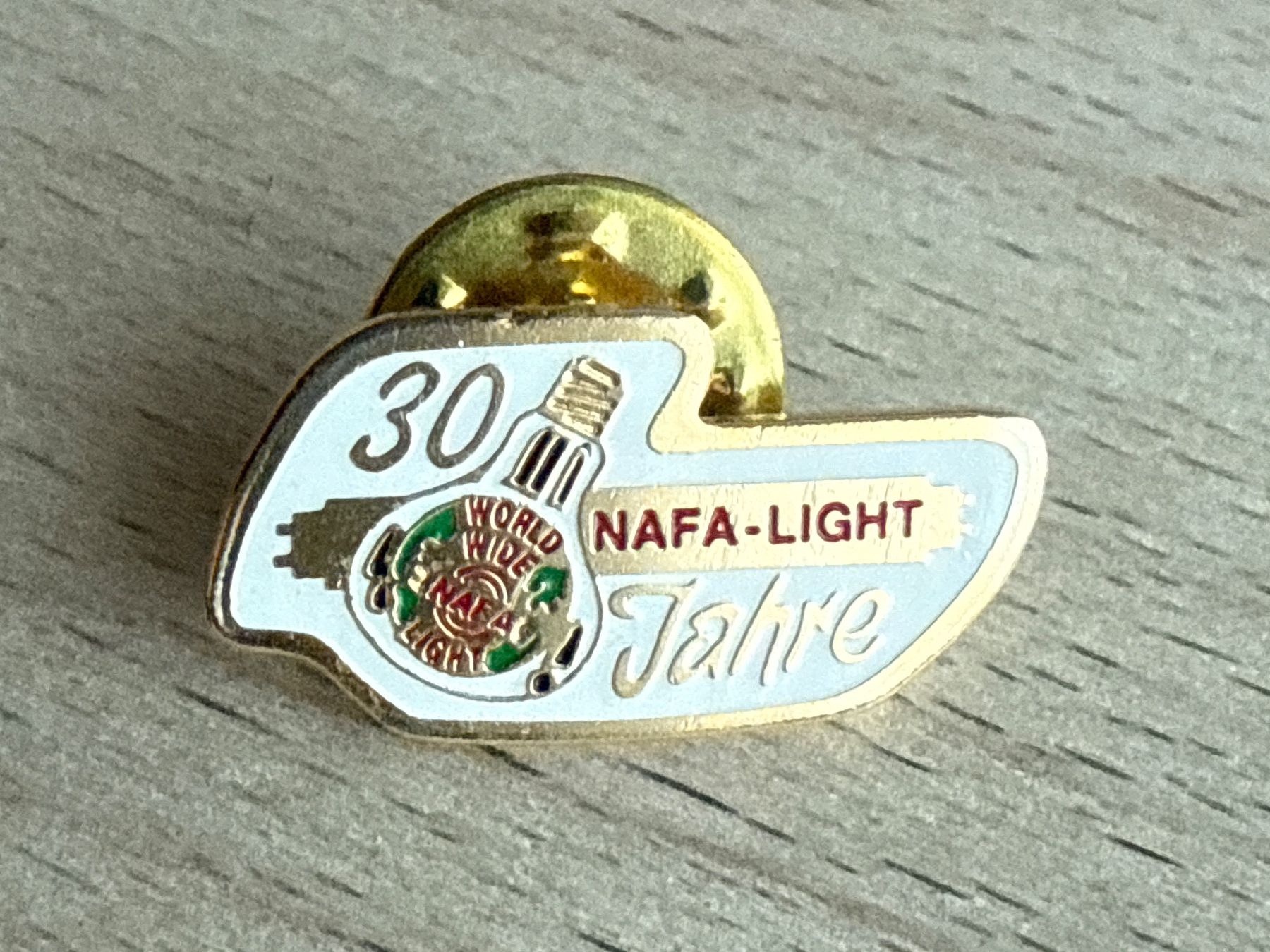 Placchette & Badge: Pin Nafa-Light 30 Jahre – Usato da Glattbrugg venduto da Schweigmatt