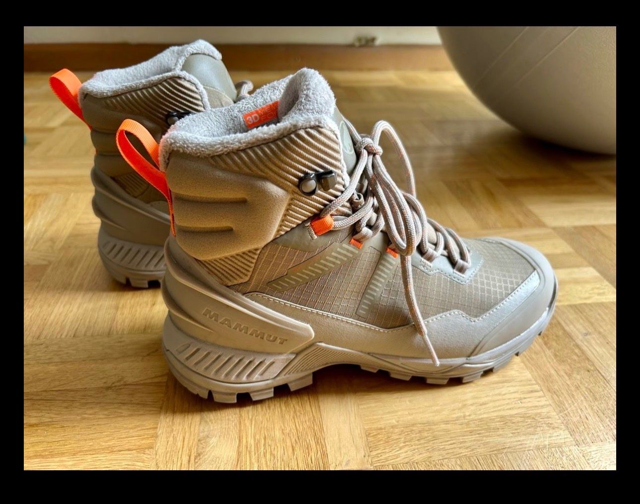 Mammut Scarpe da donna: Neu: Mammut Winter-/Wanderschuhe, Gr. 38 2/3 – Nuovo e nell'imballaggio originale da Muri b. Bern venduto da AnshaR