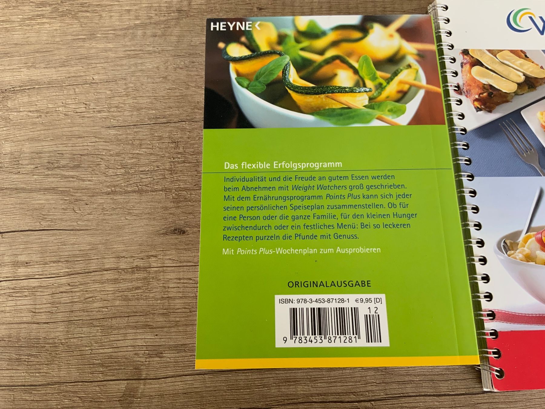 Bücher: WeightWatchers Kochbücher – Gebraucht aus Schübelbach von Hecht11. 1