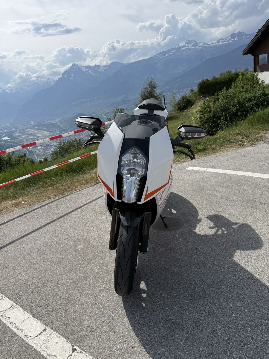 KTM Strasse: KTM RC8R – Gebraucht aus Nax von KenworthT2000 5