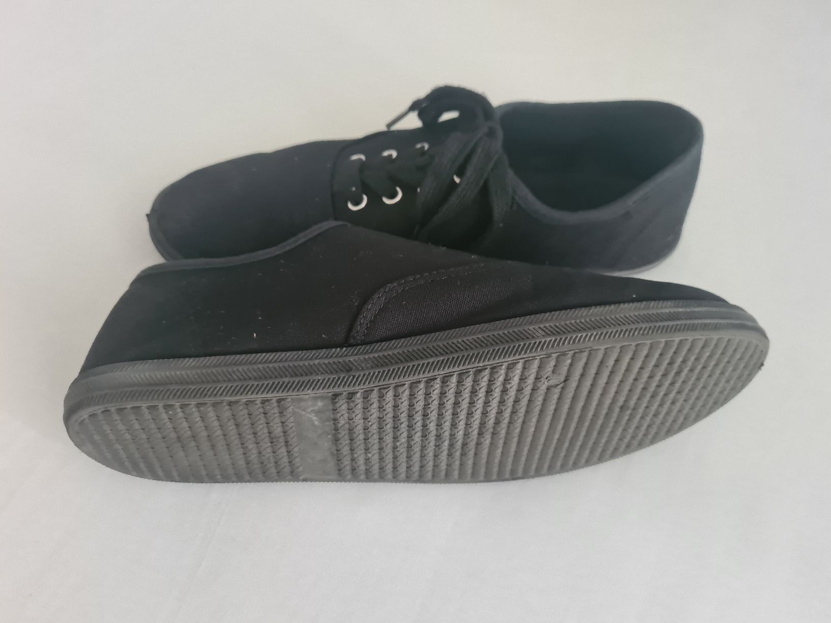 Anna Field Damenschuhe: Anna Field  Freizeitschuh Stoff zum Binden Schwarz Gr. 40 – Gebraucht aus Steinen von turbogeiss99 6