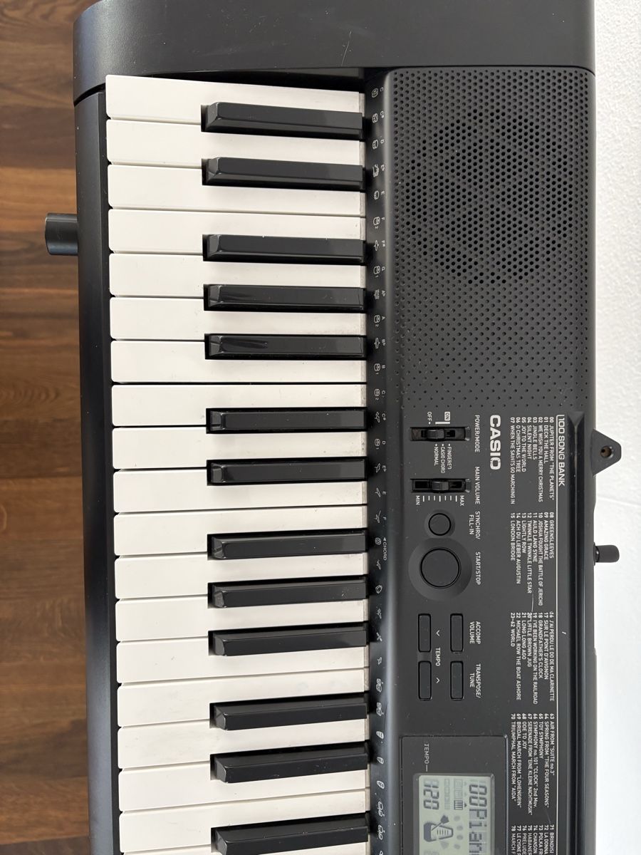 Casio Strumenti musicali: Casio CTK-1150 Keyboard mit Ständer und Netzteil – Usato da Beringen venduto da ser_fw2m 2