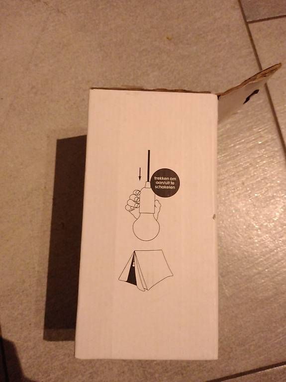 Lampes: Lampe LED à pile – D'occasion à Granges (Veveyse) par FlorianDe 1