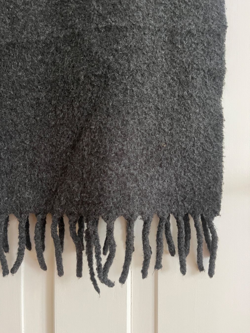Foulard & Sciarpe: Schal Anthrazit Wolle 200 × 40 cm – Usato da Zürich venduto da bretxo 1