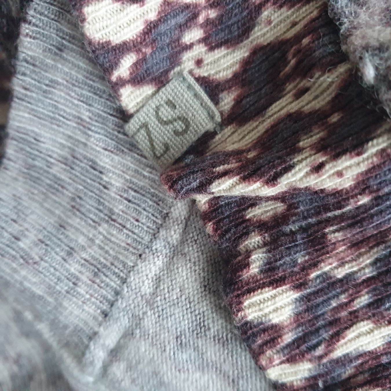 Giacche: SZEN schöne Strickjacke Gr. M – Usato da Frenkendorf venduto da Moon111 3