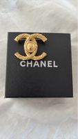 Chanel Brooch, Gold-Tone CC Logo, Elegant Accessory