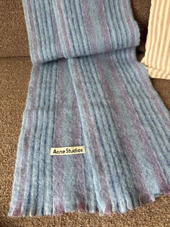 Acne Studios Schal, blaue Wolle, wie Neu 🩵