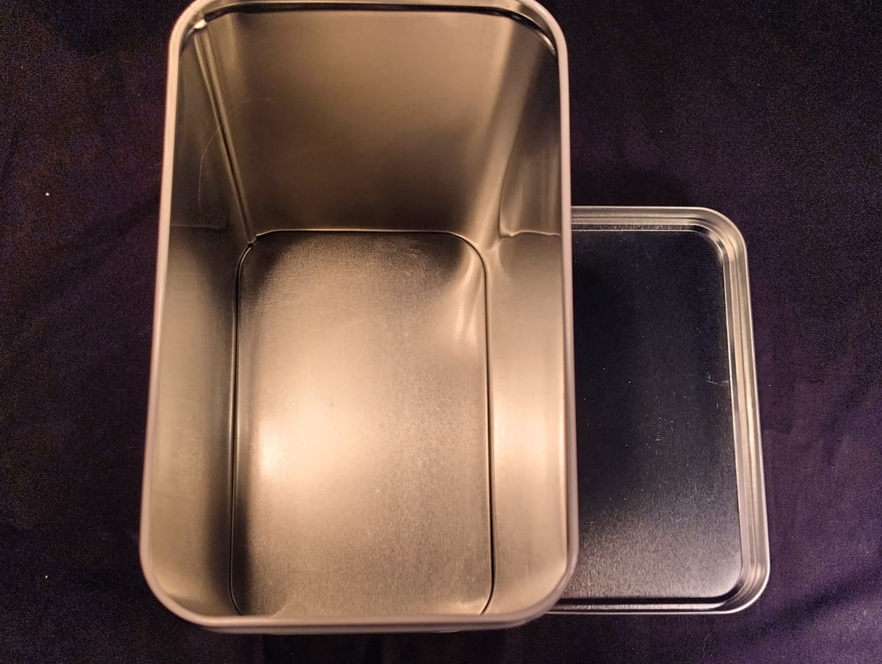 Sonstige Dekorationen & Accessoires: Blechbüchse PERFECT FIT mit Katzen – Gebraucht aus Bellach von JingleCherry 5