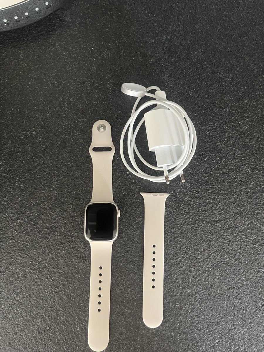 Apple Smartwatch: Apple Watch Series 8  – Gebraucht aus Lyss von elea_nie