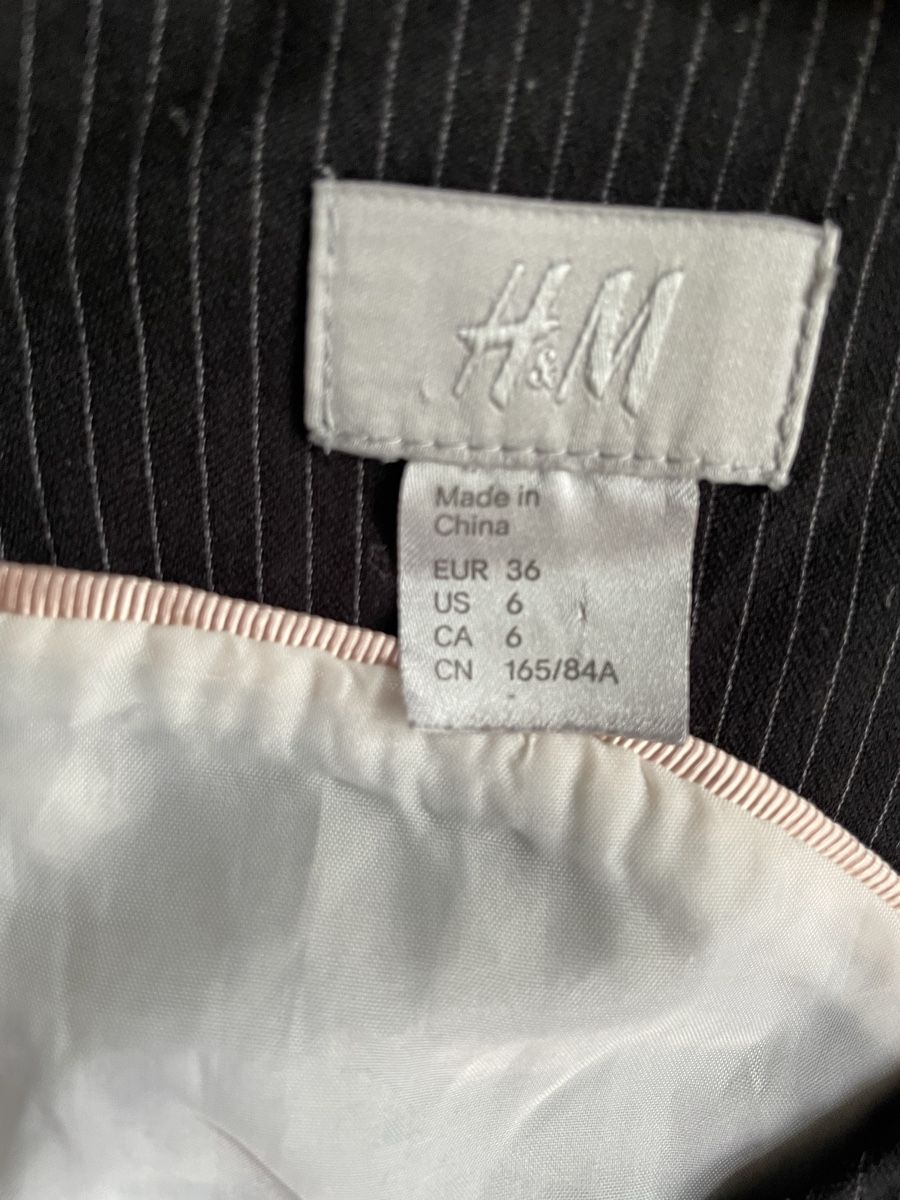 H&M Vestiti: Hübsches Kleid – Usato da Solothurn venduto da sim_l6lb 2