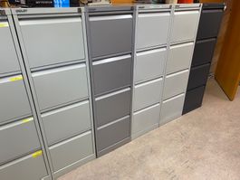 Bisley Aktenschrank pro Stück Fr. 60.-
