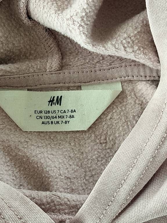 H&M Pullover & Sweatshirts: H&M Hoodie rosa 128 – Gebraucht aus Gümligen von Sally777 1
